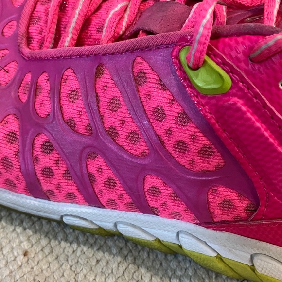 Merrell Women's 7 1/2 Pink running / sneakers / Athletic Shoes - Picture 14 of 16